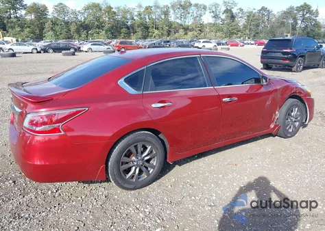 2015 Nissan Altima 2.5 S из США, поврежденный, VIN 1N4AL3AP8FC477152